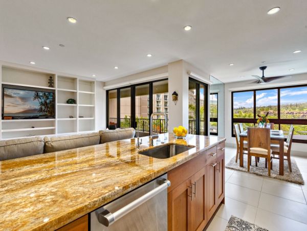 Kaanapali Beach Suites with Ocean Views