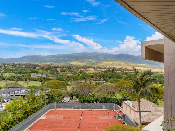 Kaanapali Beach Suites with Ocean Views