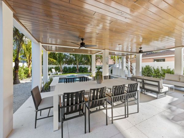 Modern Lido Key Vacation Home Sleeps 12 Guest