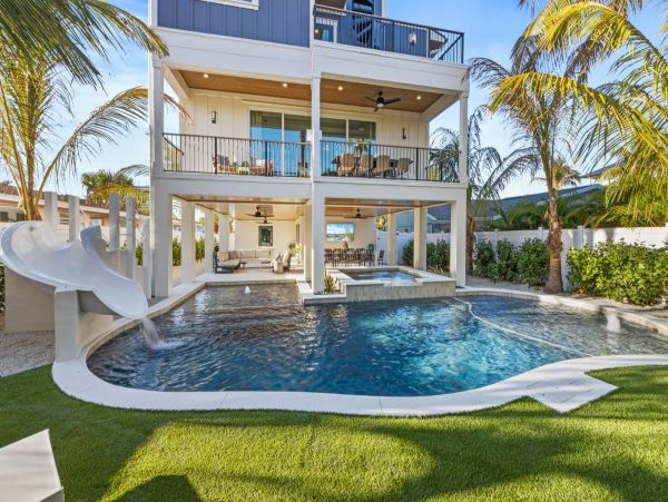 Modern Lido Key Vacation Home Sleeps 12 Guest