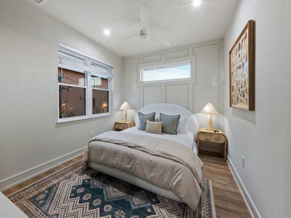 Modern Lido Key Vacation Home Sleeps 12 Guest