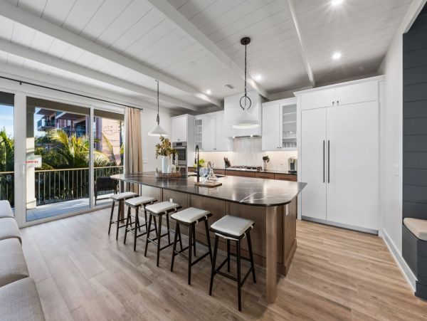 Modern Lido Key Vacation Home Sleeps 12 Guest
