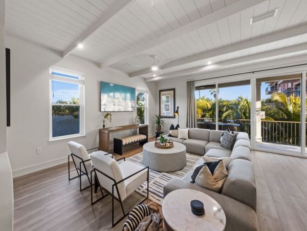 Modern Lido Key Vacation Home Sleeps 12 Guest