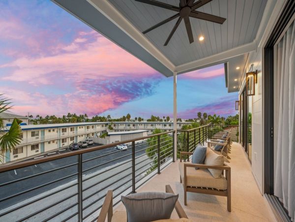 Luxury Lido Key Vacation Rental  Sarasota Beachfront Home with Rooftop Deck & Pool