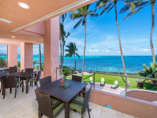 Oceanfront Waimanalo Beach Vacation Home Nine Bedroom