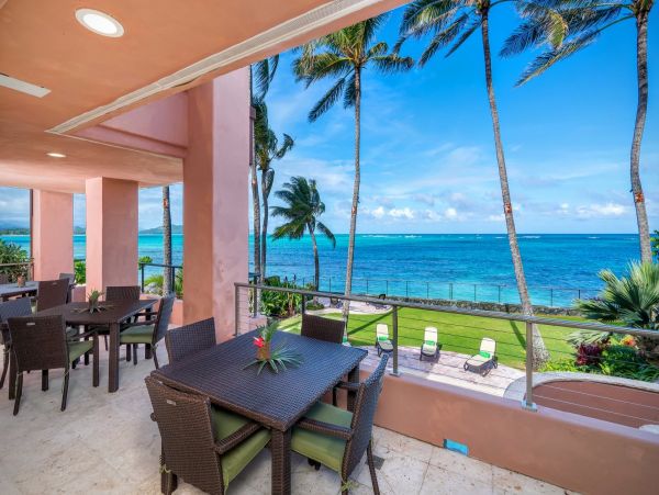 Oceanfront Waimanalo Beach Vacation Home Nine Bedroom