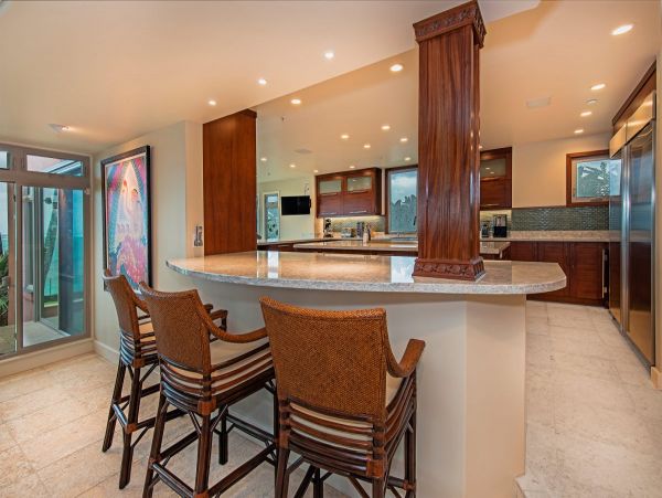 Oceanfront Waimanalo Beach Vacation Home Nine Bedroom
