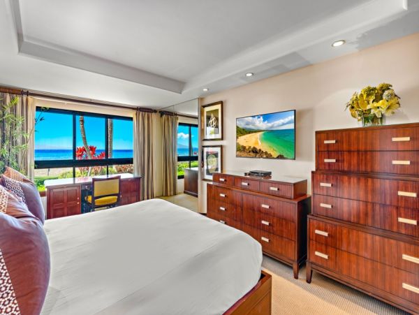 Oceanfront Kaanapali Condos Sleeps 14 Guests
