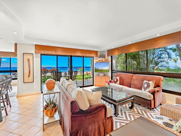 Oceanfront Kaanapali Condos Sleeps 14 Guests