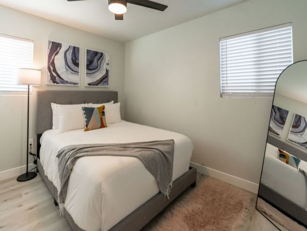 Pacific Beach Vacation Home Five Bedroom