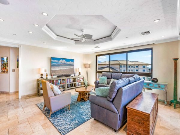 Oceanfront Five Bedroom Vacation Rental in Kaanapali