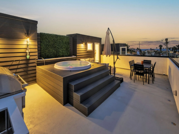 Multi-Level Condo with 3 Bedrooms Steps from the Beach