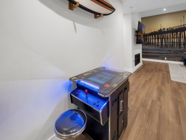 Multi-Level Condo with 3 Bedrooms Steps from the Beach
