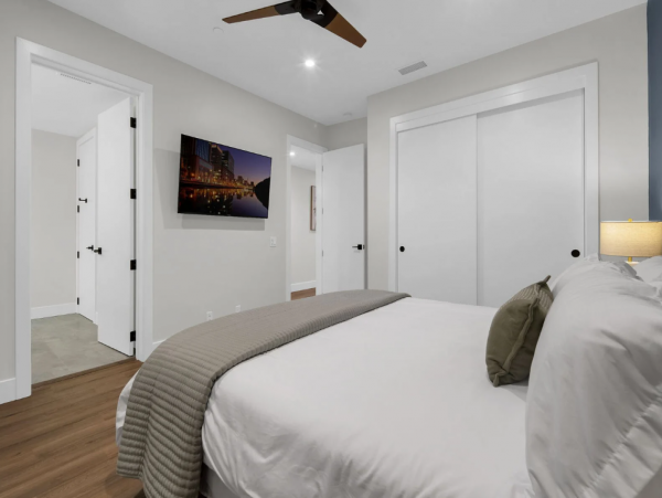 Multi-Level Condo with 3 Bedrooms Steps from the Beach