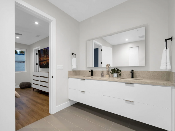 Multi-Level Condo with 3 Bedrooms Steps from the Beach