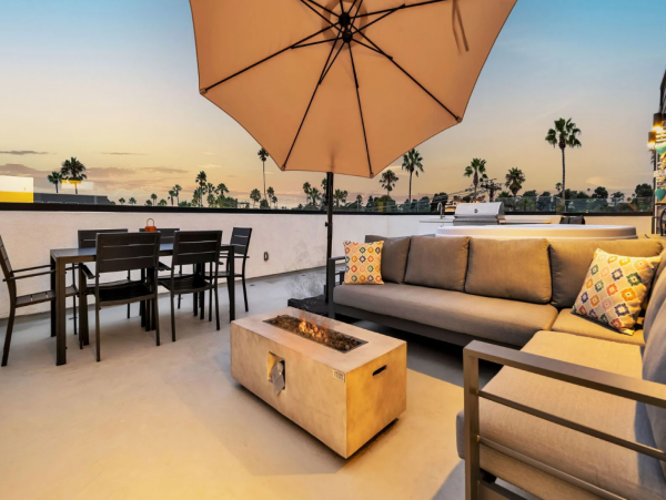 Multi-Level Condo with 3 Bedrooms Steps from the Beach