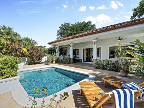 Brasilito Luxury Villa Pool Guest House & Main House