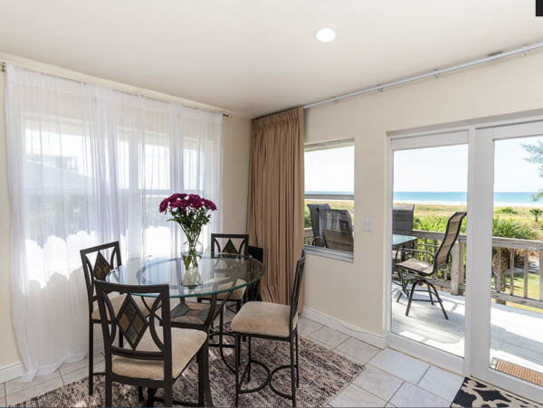 Vacation Condo Right on The Beach Views and Stroll to Village