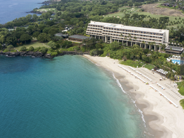 Magnificent Big Island Home Club Privileges