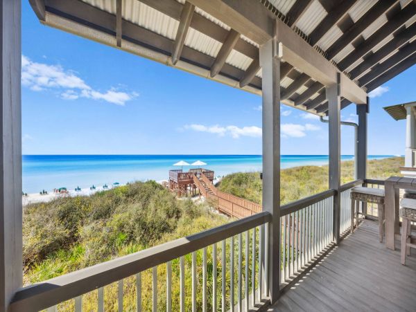 Direct Access to the Gulf of Mexico from this Vacation Home