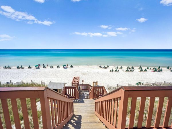 Direct Access to the Gulf of Mexico from this Vacation Home