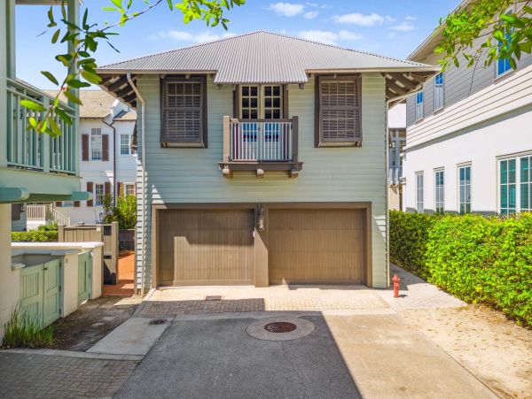 Direct Access to the Gulf of Mexico from this Vacation Home