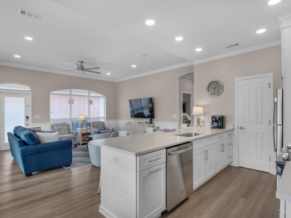 Destin Vacation Home with 3 Bedrooms