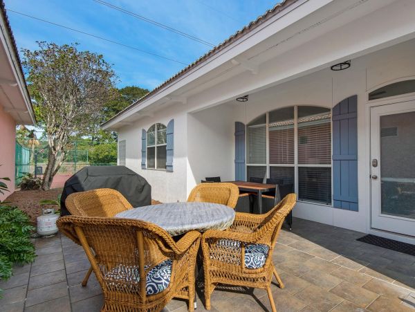 Destin Vacation Home with 3 Bedrooms