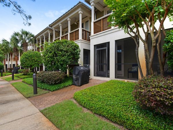 Walk to Beach Two Bedroom Plus Loft Vacation Rental in Santa Rosa Beach