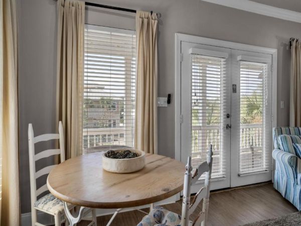 Coastal Escape Rental Near Beaches