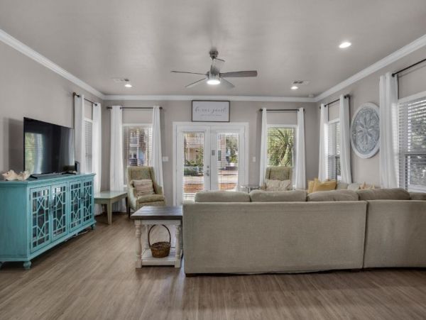 Coastal Escape Rental Near Beaches