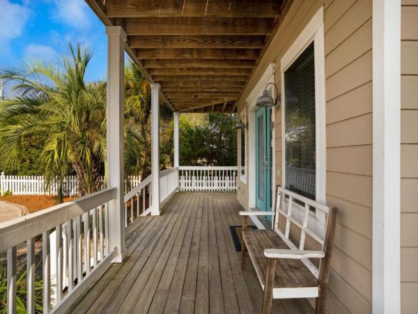 Coastal Escape Rental Near Beaches