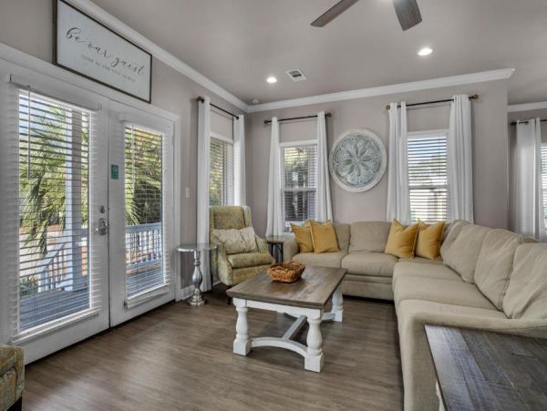 Coastal Escape Rental Near Beaches
