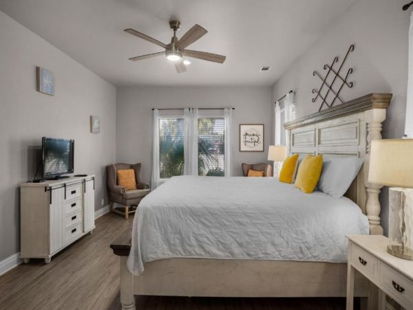 Coastal Escape Rental Near Beaches