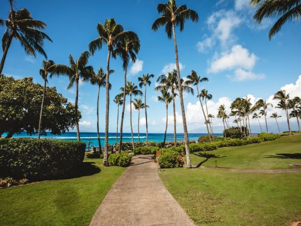 Luxury 3-Bedroom Villa with Breathtaking Views and Unmatched Resort Amenities in Kapalua