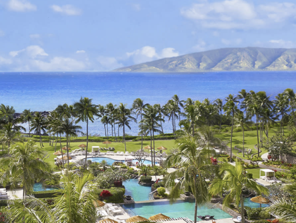 Luxury 3-Bedroom Villa with Breathtaking Views and Unmatched Resort Amenities in Kapalua