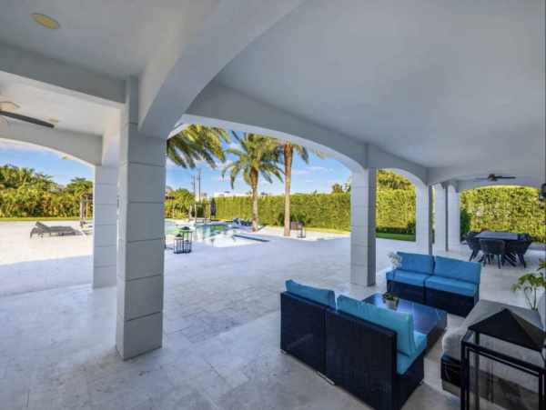 Exquisite Seven Bedroom Vacation Rental Home in Miami