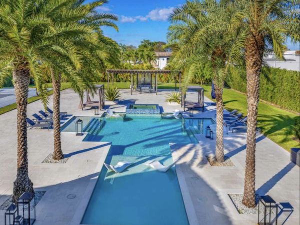 Exquisite Seven Bedroom Vacation Rental Home in Miami