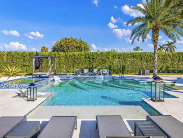 Exquisite Seven Bedroom Vacation Rental Home in Miami
