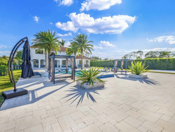 Exquisite Seven Bedroom Vacation Rental Home in Miami