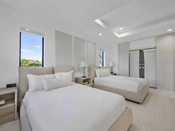 Exquisite Seven Bedroom Vacation Rental Home in Miami