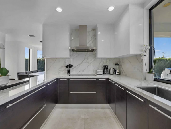 Exquisite Seven Bedroom Vacation Rental Home in Miami