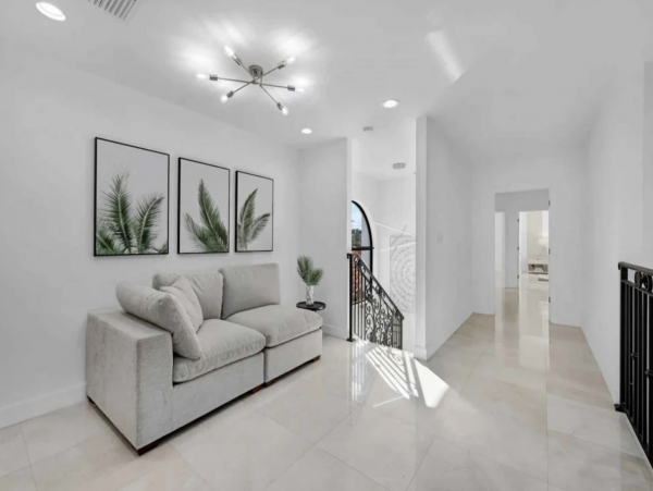 Exquisite Seven Bedroom Vacation Rental Home in Miami