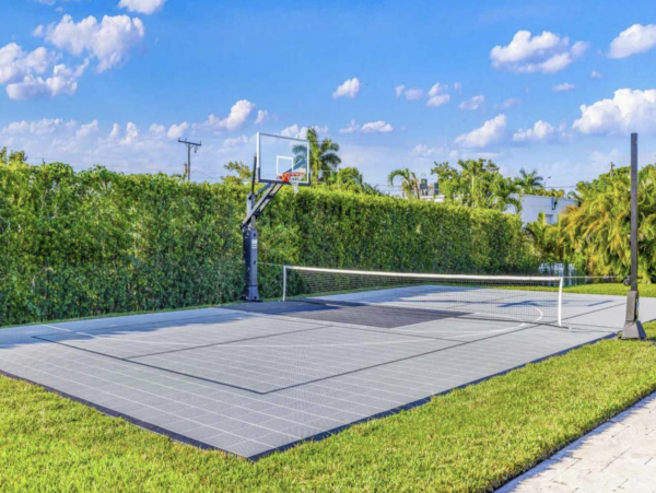 Exquisite Seven Bedroom Vacation Rental Home in Miami