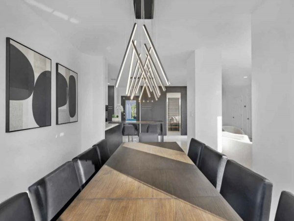 Exquisite Seven Bedroom Vacation Rental Home in Miami