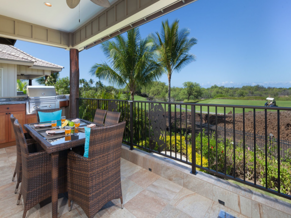 Wonderful Home with 4 Bedrooms and Great Views