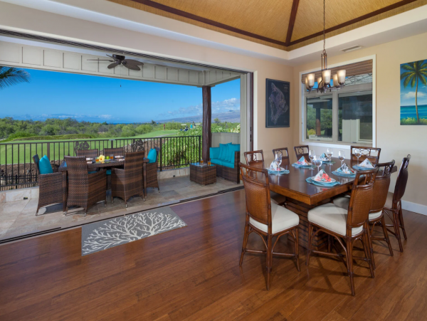 Wonderful Home with 4 Bedrooms and Great Views