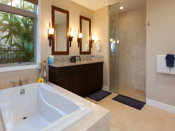 Wonderful Home with 4 Bedrooms and Great Views