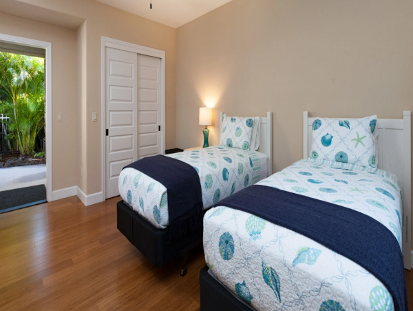 Wonderful Home with 4 Bedrooms and Great Views