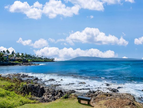 Oceanfront Kahana Vacation Condo One Bedroom